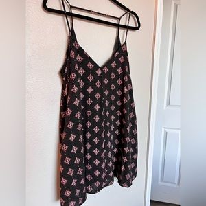 Flowy mini dress with pockets - Adjustable straps mini dress with open back